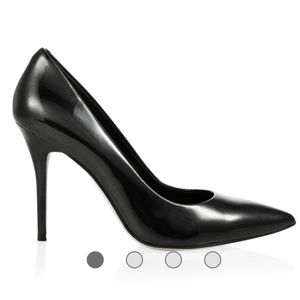 WHBM Olivia pump